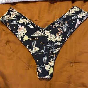 Skatie Mandy “Aloha” bottom